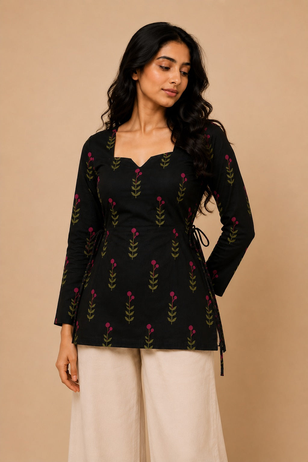 Noira Side Corset Kurti