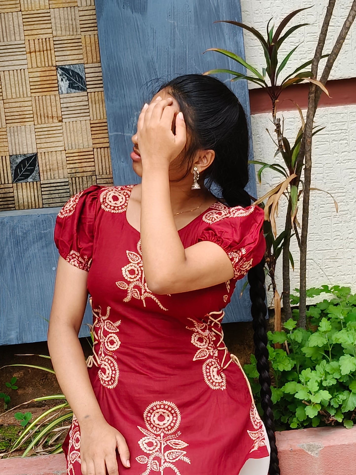 Laal Gulzaar Short Kurti