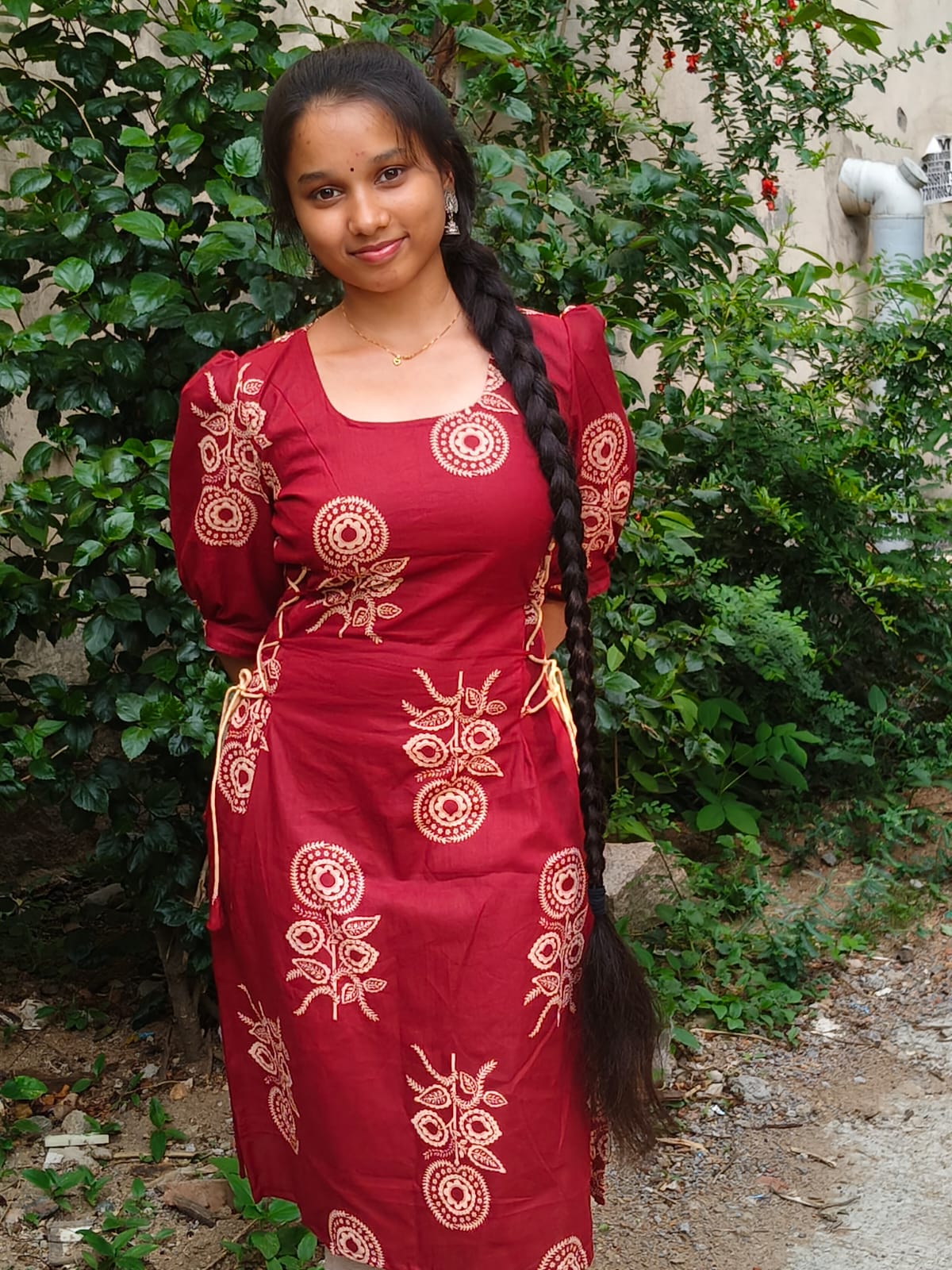Laal Gulzaar Kurti 🌹