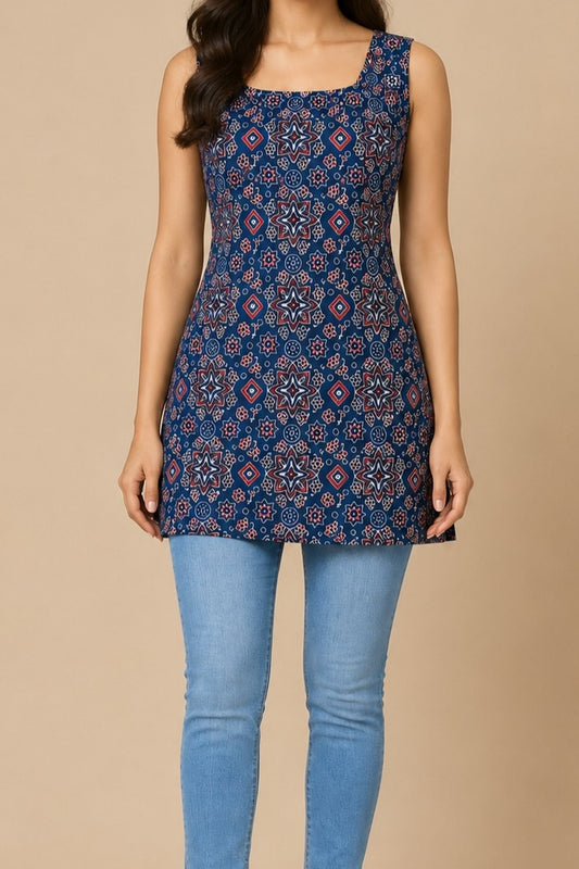 Riya sleeveless corset kurti