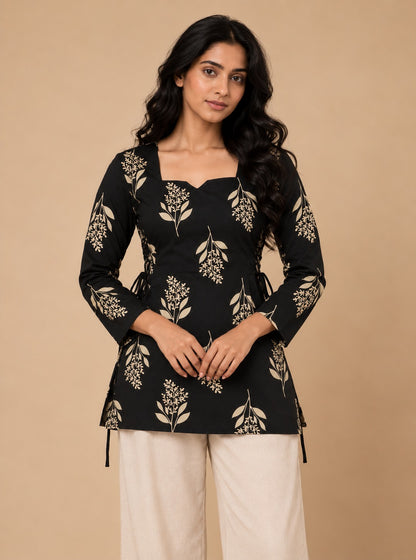 Nazakat Side Corset Fit Kurti