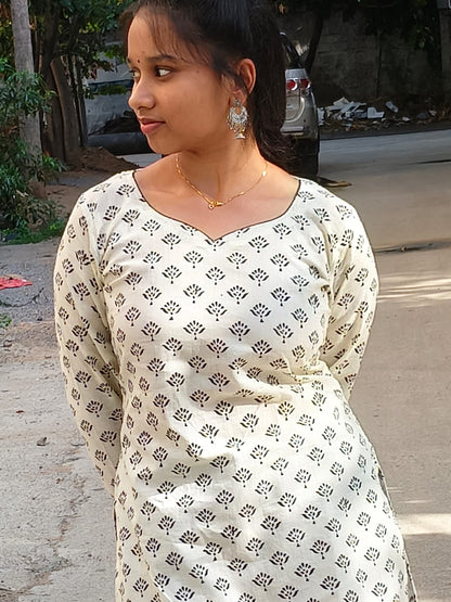 Siyahi Corset Fit Kurti