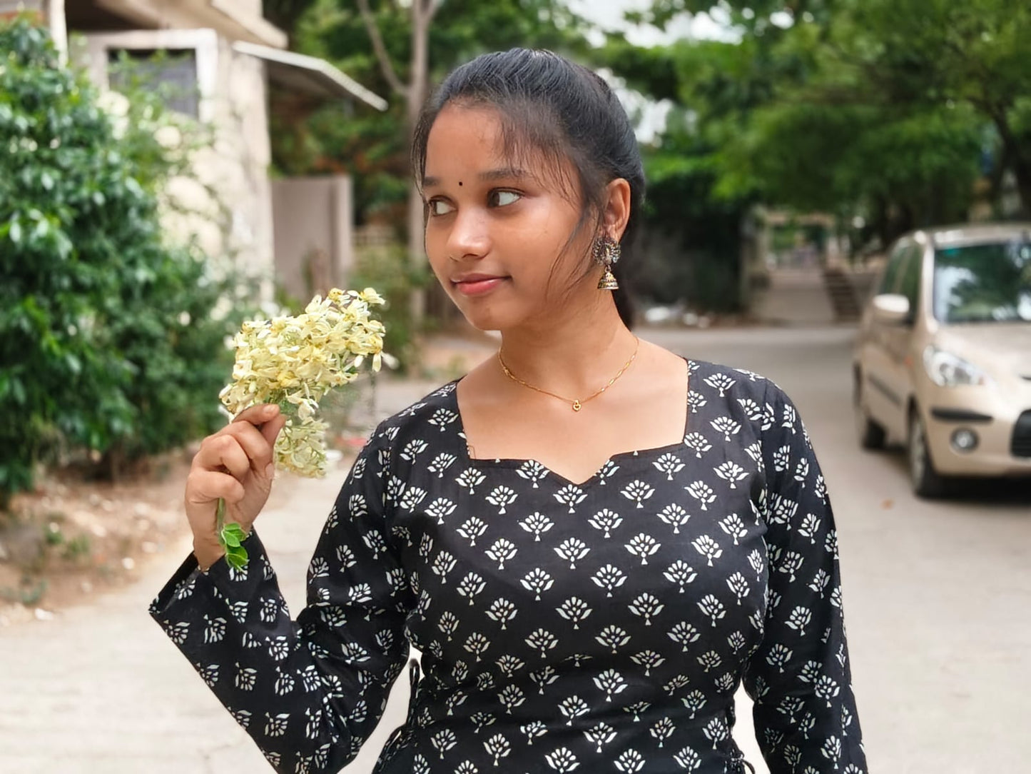 Nazakat Side Corset Kurti