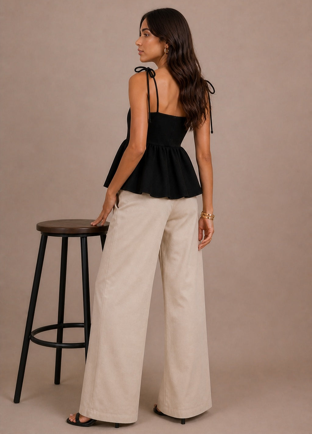Évara Tie-Strap Peplum Top