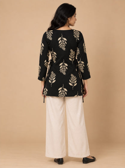 Nazakat Side Corset Fit Kurti