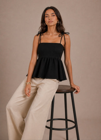 Évara Tie-Strap Peplum Top