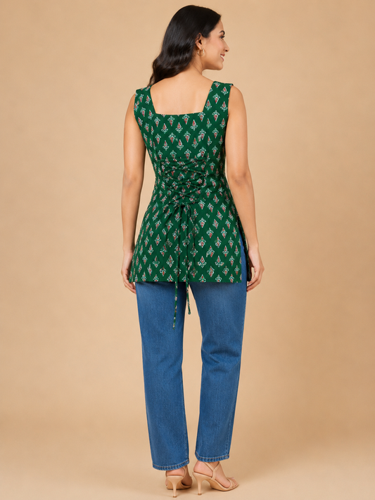Saara Sleeveless Corset Fit Kurti