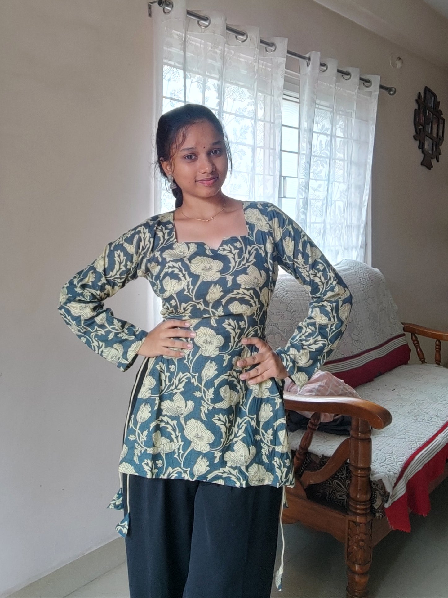 Zehra Side Corset Kurti