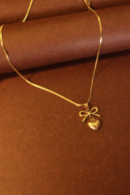 Bow-Heart necklace