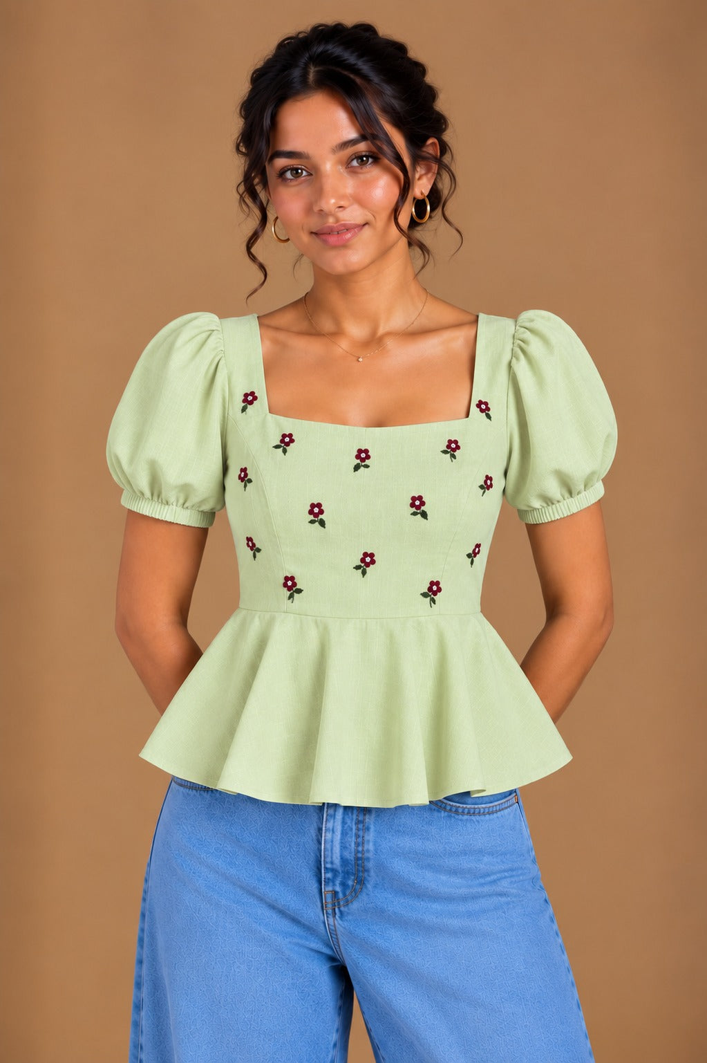 Pistachio Bloom Top
